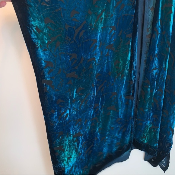 Cocoon House Chic Teal Blue Silk Kimono Cape - Picture 7 of 12